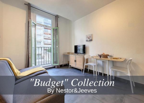 A la foto es mostra l'objecte Nestor&Jeeves - GOLDIE FRANCE RIVIERA - Very close sea situat a la ciutat de Niça.