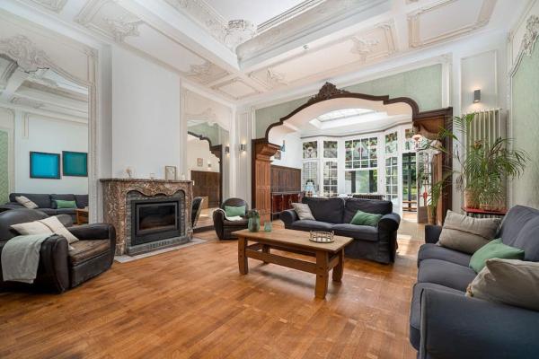 A la foto es mostra l'objecte Amazing appartement à Liège avec jardin situat a la ciutat de Lieja.