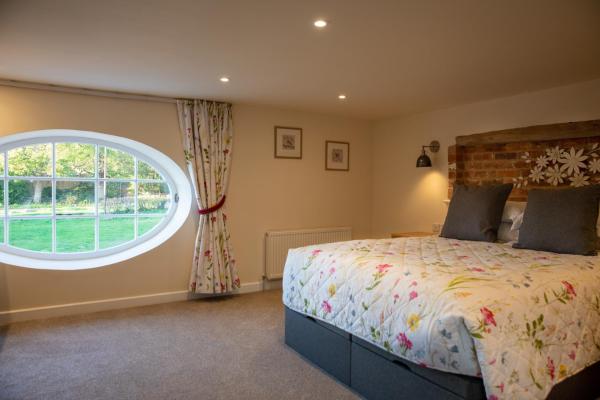 A la foto es mostra l'objecte Rollestone Coach House situat a la ciutat de Tilshead.