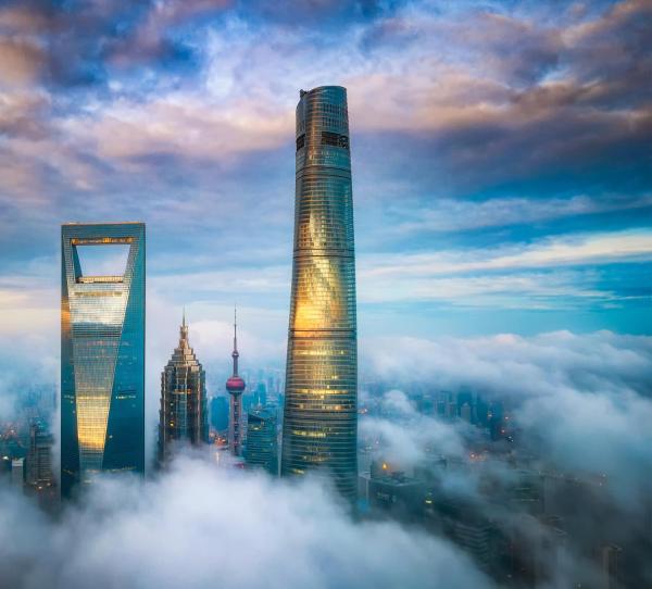 J Hotel, Shanghai Tower - Above All Else, Overlooking the Bund, Šanghaj