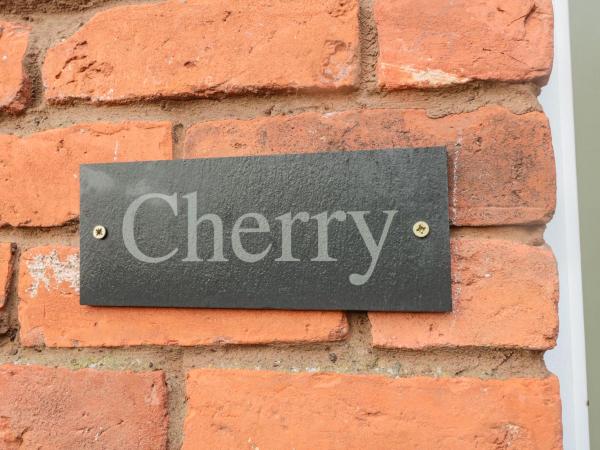 Fotografie 2: Cherry Studio