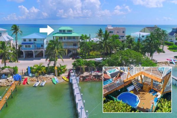 The photo shows the Carpe Diem located in the city of Stuart.