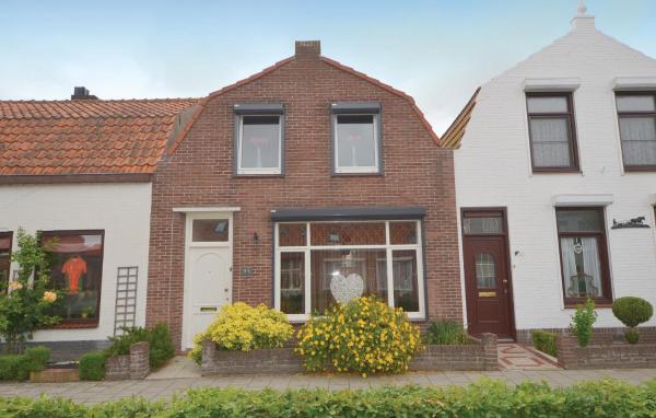 Stunning Home In Breskens With 2 Bedrooms And Wifi