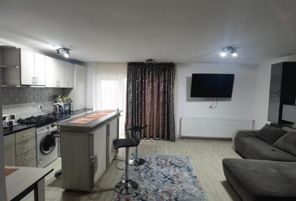 Apartament Cu 2 Camere Zona Hanul Cu Peste - Năvodari