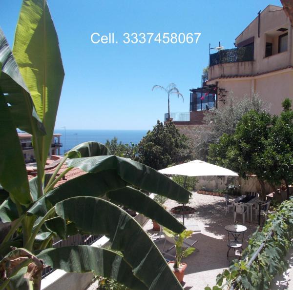A la foto es mostra l'objecte Villa Il Melograno situat a la ciutat de Taormina.