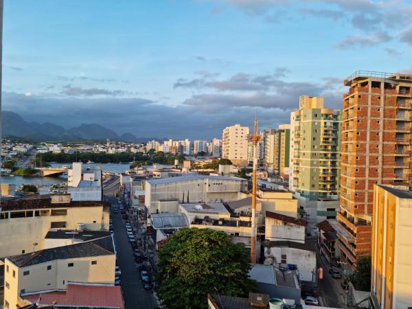 A la foto es mostra l'objecte APTO CENTRO GUARAPARI situat a la ciutat de Guarapari.