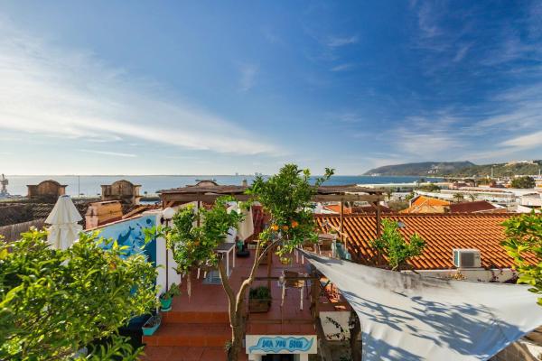A la foto es mostra l'objecte Marina Blue - Apartments & Suites situat a la ciutat de Setúbal.