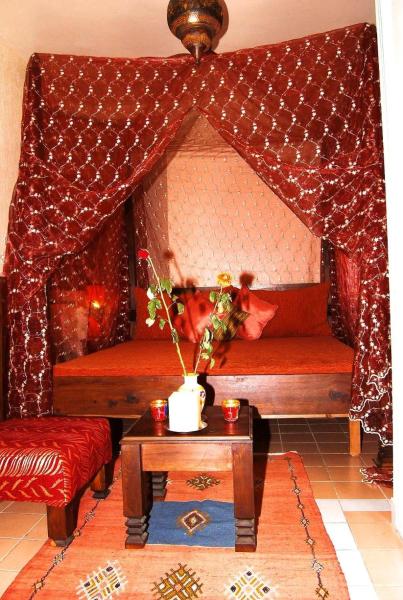 En la foto se muestra el objeto Chez Peyo ubicado en la ciudad de Marrakech.