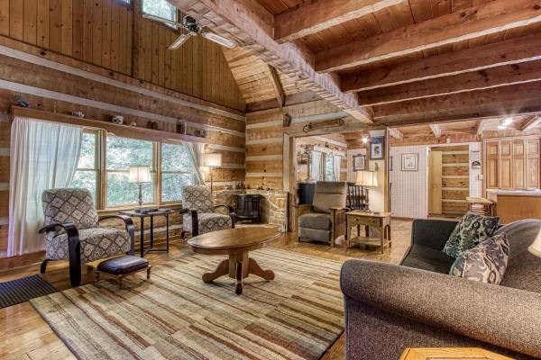 Zdjęcie 8: Valhalla - Private Rustic Getaway cabin