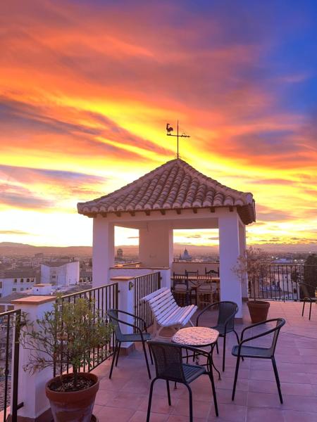 Auf dem Foto ist das Objekt Mirador del Zenete in der Stadt Granada zu sehen.