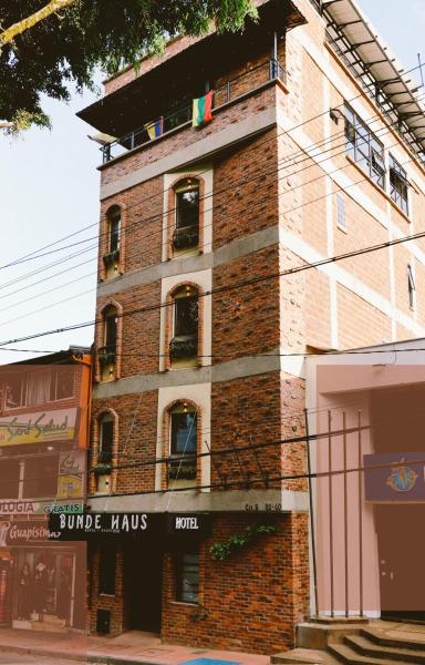 A la foto es mostra l'objecte Bunde Haus Hotel EXPRESS BOUTIQUE situat a la ciutat de Ibagué.