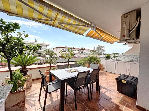 Oasis 9 - Empuriabrava