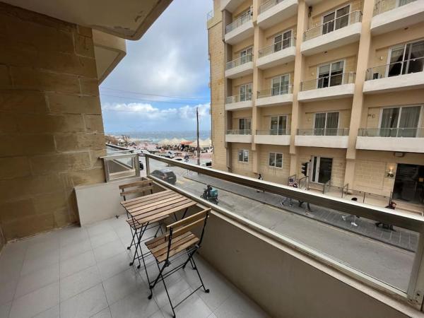 Seaview 3 bedroom apartment in Sliema, Sliema