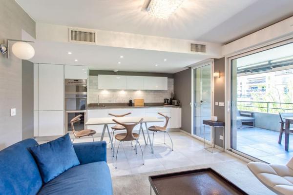 Billede 4: C2 - 2 BDR Montfleury - Pool, Garage, Terrace & AC