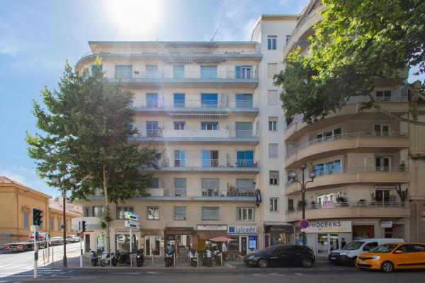 Fotografie 6: C5 - 2 BDR Blvd Carnot - 10 min Palais - AC & Terrace Sea View