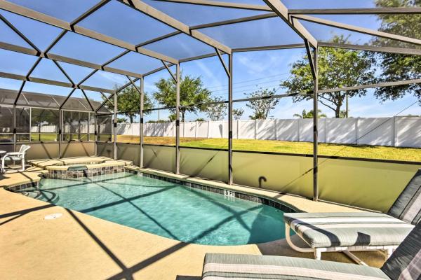 Private Pool + Game Room! Davenport Family Home - Florida