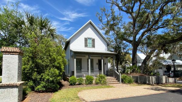 Latitude Adjustment Ocean Oaks Home - Jekyll Island, GA