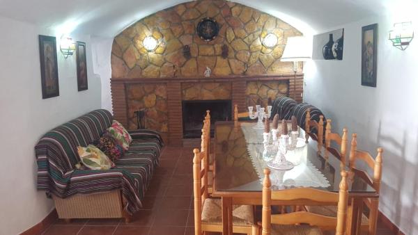 Na fotografii je vidět objekt CASAS CUEVAS ELVIRA nacházející se ve městě Cuenca.