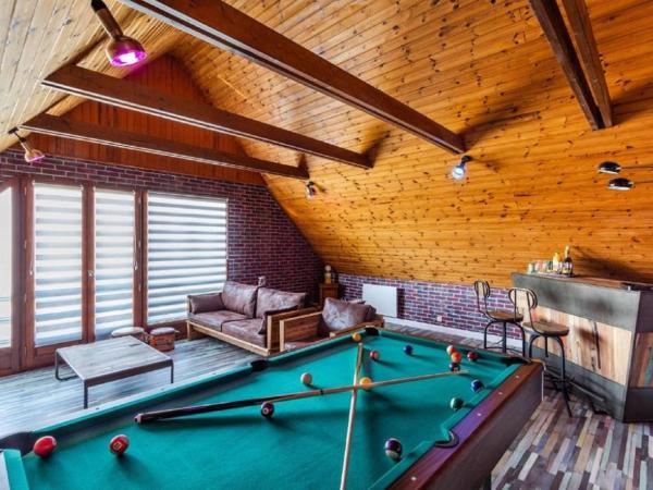Na fotografii je vidět objekt Holiday Home La Perle by Interhome nacházející se ve městě Cancale.