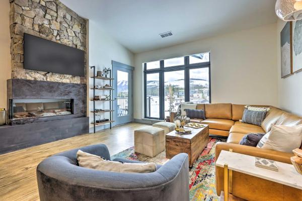 Billede 2: Condo w/ Mountain Views in Heart of Downtown!