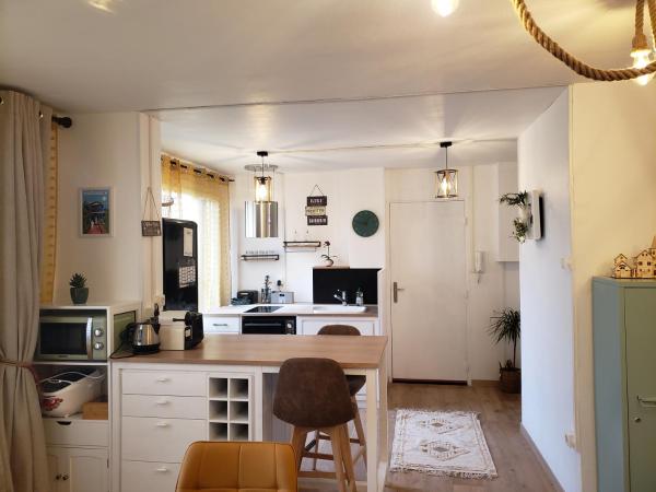 A la foto es mostra l'objecte Maison du Bonheur 2 à TROYES Logement entier avec parking situat a la ciutat de Troyes.
