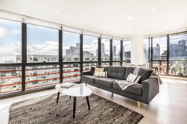 A la foto es mostra l'objecte Kula Docklands situat a la ciutat de Melbourne.