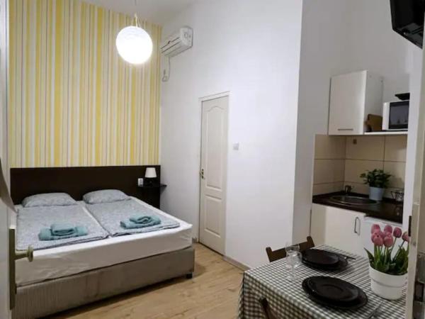 A4 Parliament Sunflower Cozy Apartment, Budapest