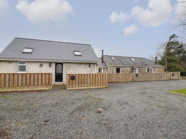 Op de foto is het object 3 Mountain View te zien, gelegen in de stad Llanddyfnan.