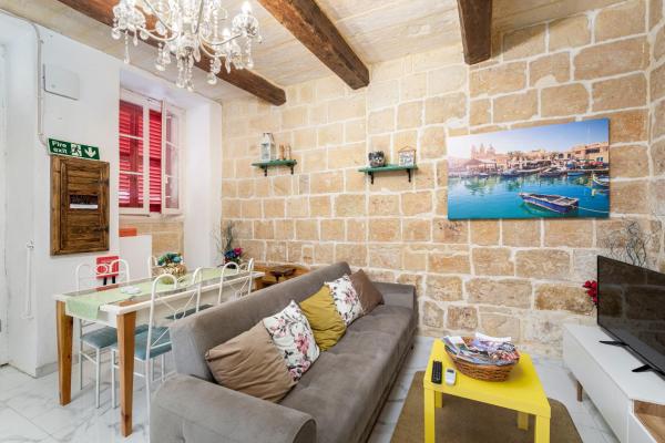 Φωτογραφία 6: Chic, Stylish 1 Bedroom Maisonette - Close to Valletta