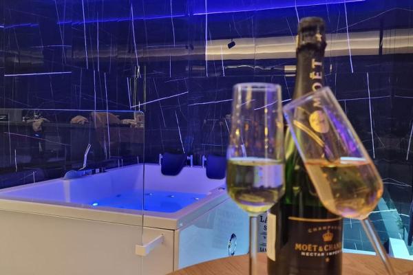 Romantic & Jacuzzi, Skopje