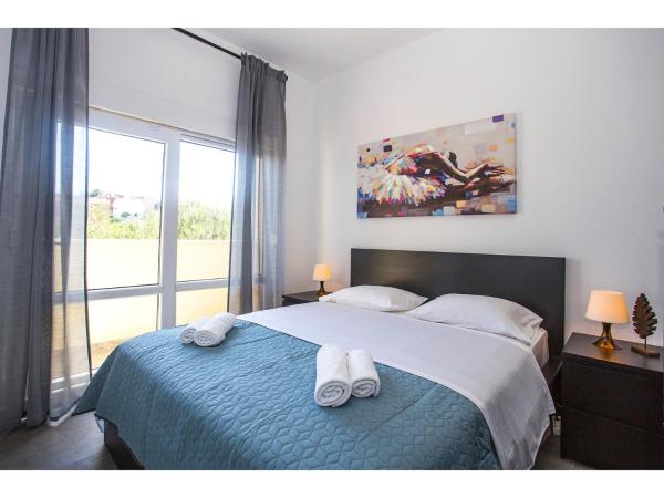En la foto se muestra el objeto Olive Tree Apartments ubicado en la ciudad de Split.