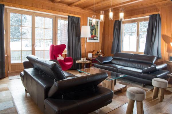 På billedet ses objektet Residence for 12 persons Chalet Crestas-Lenzerheide beliggende i byen Sporz.