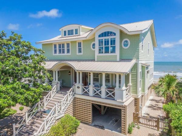 1103 E Arctic - Salty Lady - Beautiful Custom Oceanfront Home - Hot Tub - Folly Beach, SC