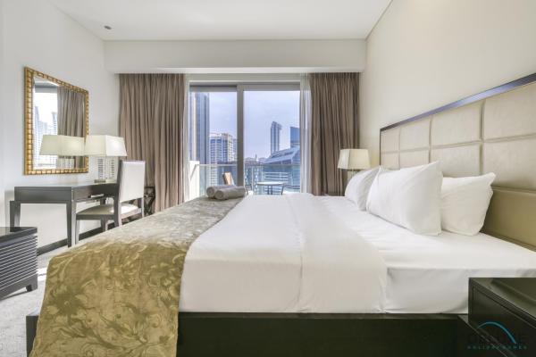Bilde 5: Upscale Studio at The Address Residences Dubai Marina by Deluxe Holiday Homes