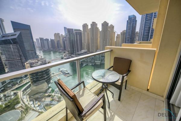 Bilde 2: Upscale Studio at The Address Residences Dubai Marina by Deluxe Holiday Homes