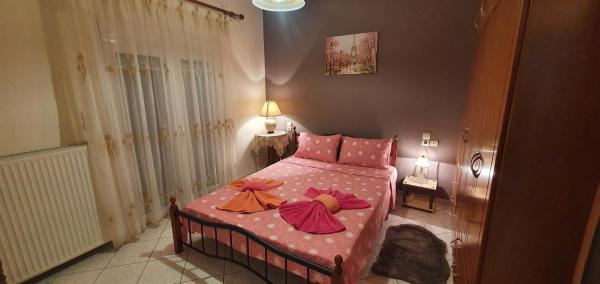 La photo montre l'objet Panos rooms 2 situé dans la ville de Trygón.