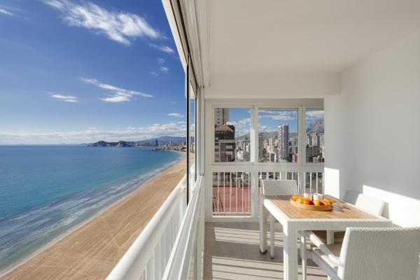 A la foto es mostra l'objecte Brilliant Panoramic Front line apartment Veracruz Levante situat a la ciutat de Benidorm.
