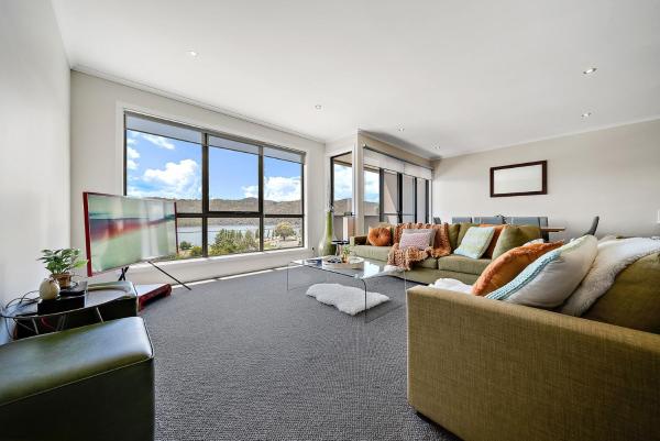 Jasper 4 - 3br Apartment L Central Location L Lake Views L Wifi L Air-con - Jindabyne