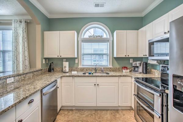 Foto 9: Pool, Beach & Golf: Barefoot Resort Condo!