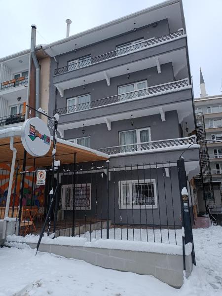 На фото показан объект Deeps Hostel Ankara 2, расположенный в городе Анкара.