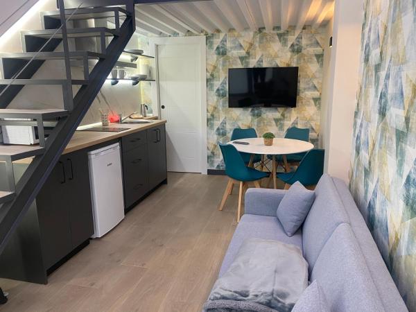 A la foto es mostra l'objecte Loft 3 Ramon y Cajal Maracena situat a la ciutat de Maracena.