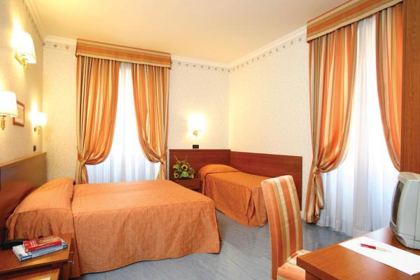 Auf dem Foto ist das Objekt Hotel Dina in der Stadt Rom zu sehen.