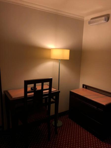 På billedet ses objektet Queen Hotel Fayoum beliggende i byen Kafr ‘Amr.