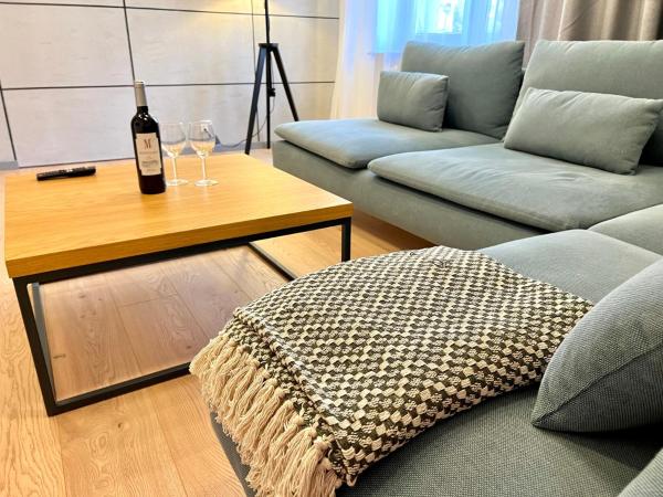写真にはラドム市にあるApartament RadMila2 Premiumが写っています。