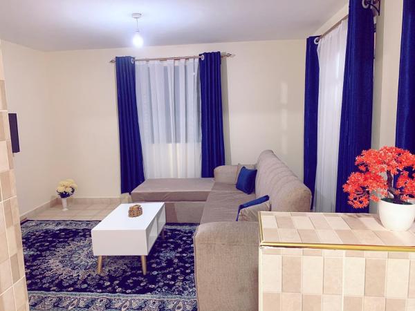 Lux Suites Polytech Court Apartments