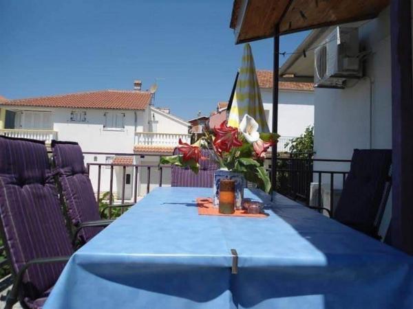 A la foto es mostra l'objecte Apartments Villa Tanja situat a la ciutat de Vodice.