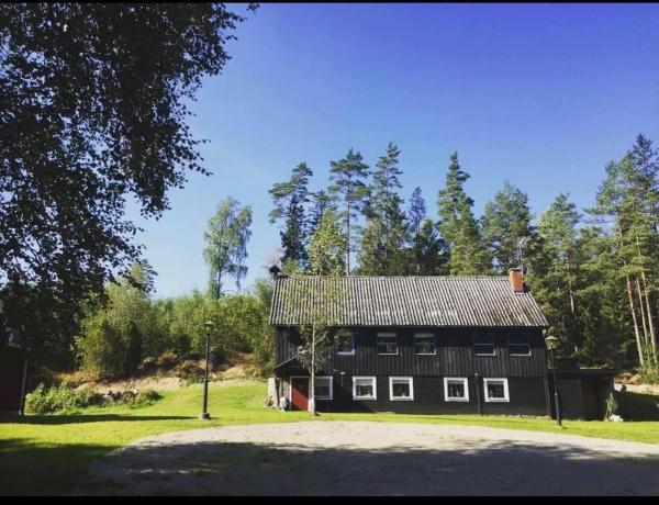 På billedet ses objektet Tosthult Holiday 2 beliggende i byen Gäddegölshult.