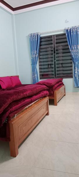 Nhà Nghỉ Tấn Phúc, Dồng Văn