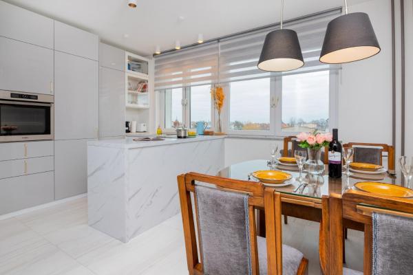 A la foto es mostra l'objecte Beach Apartment with Balcony near the Beach in Sopot by Noclegi Renters situat a la ciutat de Sopot.
