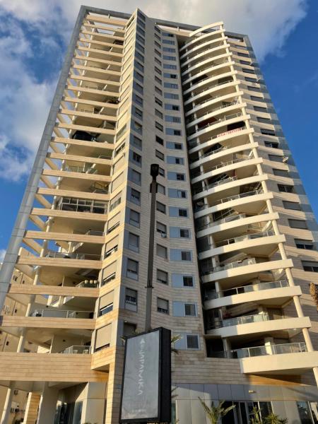 Studio with city view, Bat Yam